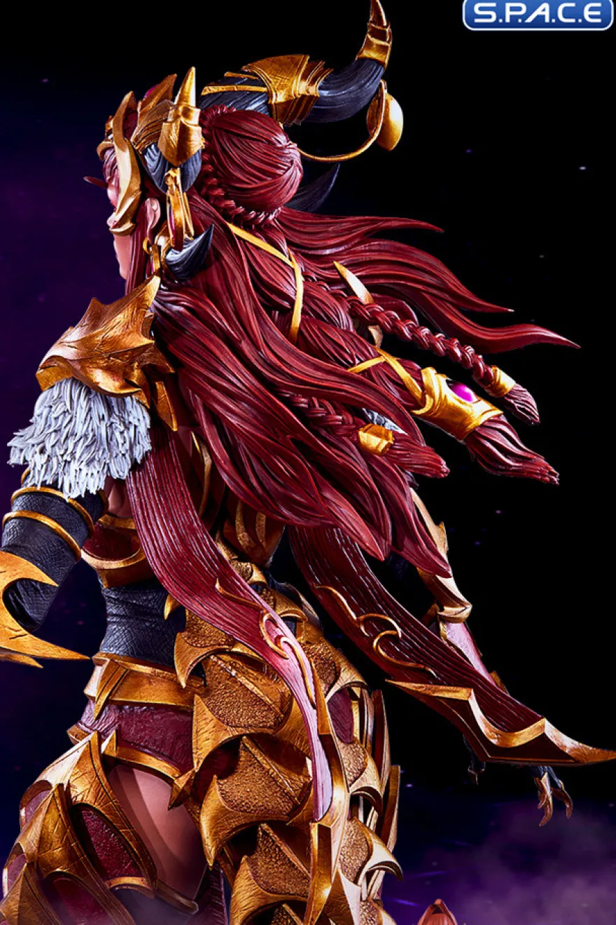 Alexstrasza Statue