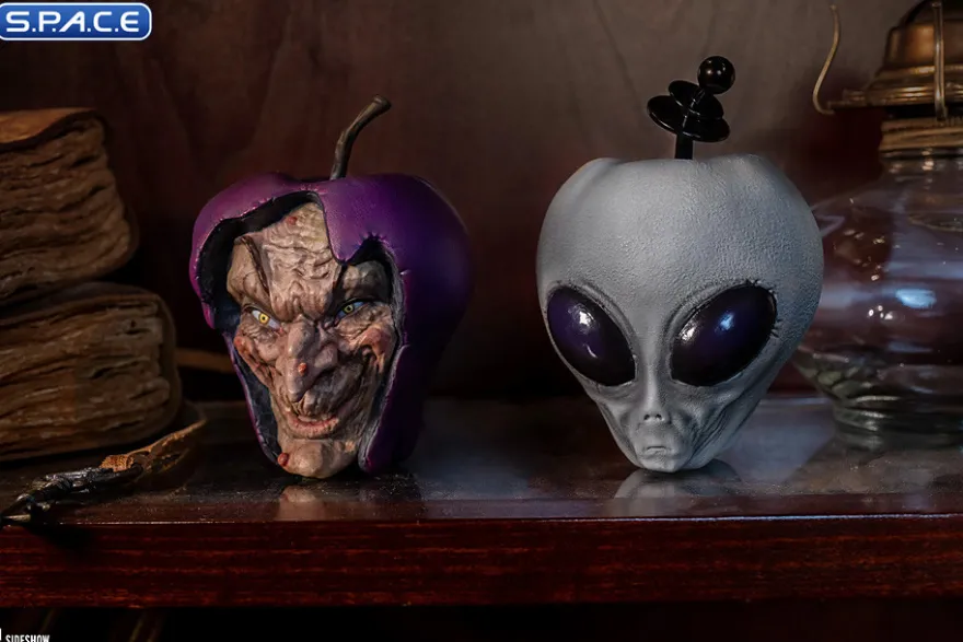 Alien Apple Replica