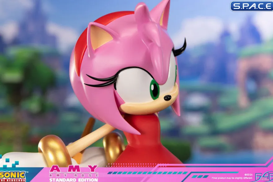 Amy Statue