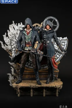 Animus Jacob & Evie Frye Statue