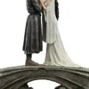 Aragorn and Arwen Mini-Statue
