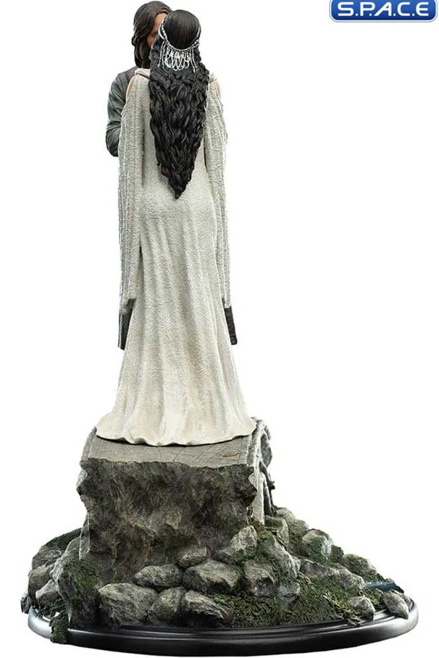 Aragorn and Arwen Mini-Statue