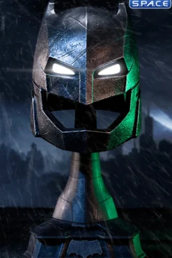 1:1 Armored Batman Helmet Life-Size Replica
