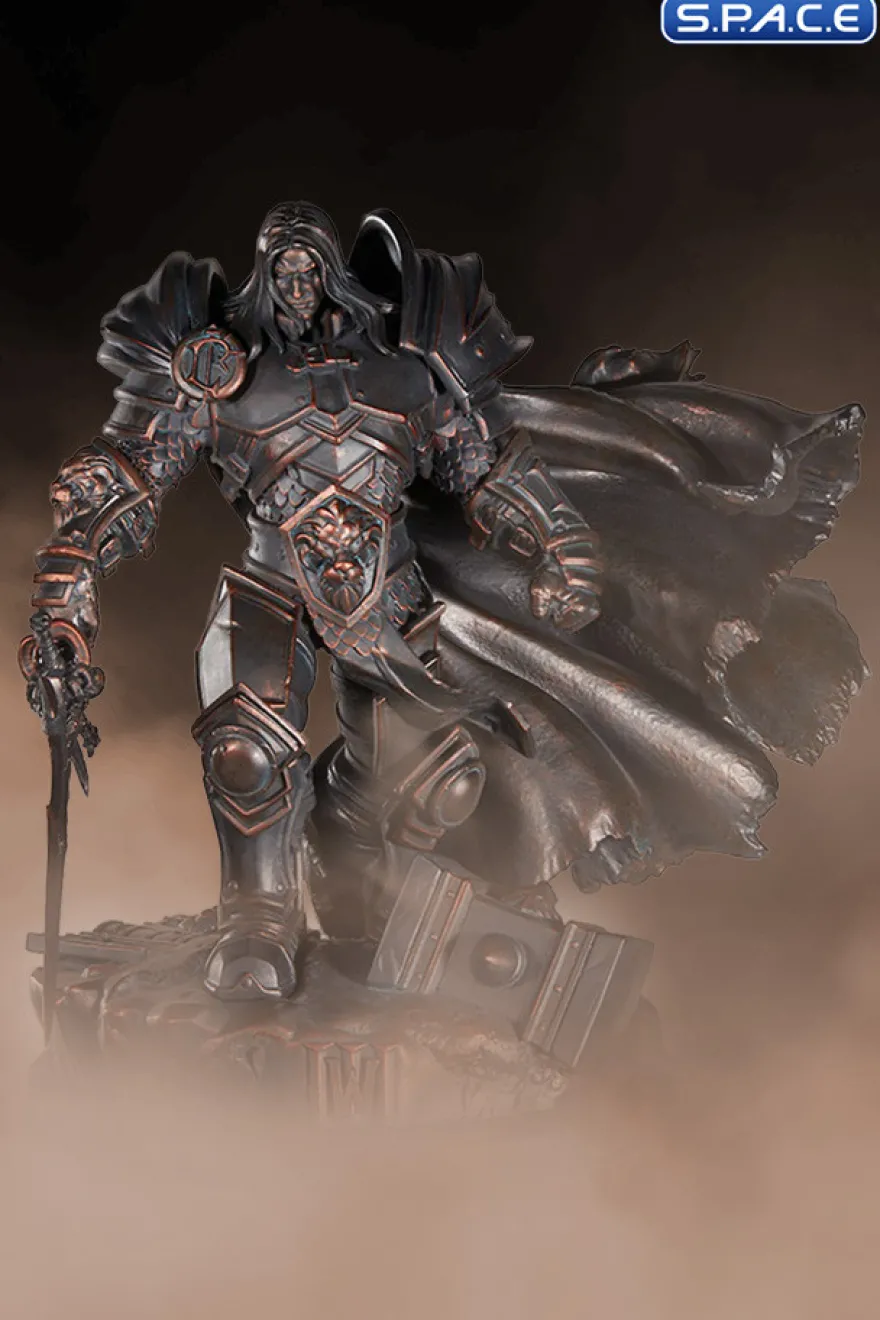 Arthas Statue