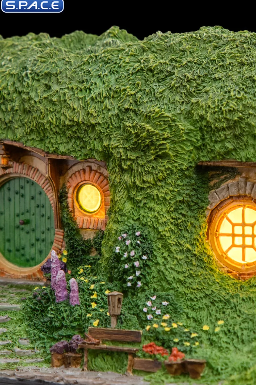 Bag End Hobbit Hole - Illuminated Version (Lord of the Rings)
