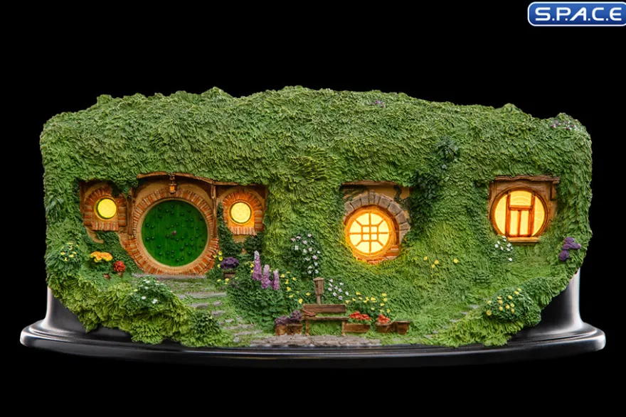 Bag End Hobbit Hole - Illuminated Version (Lord of the Rings)