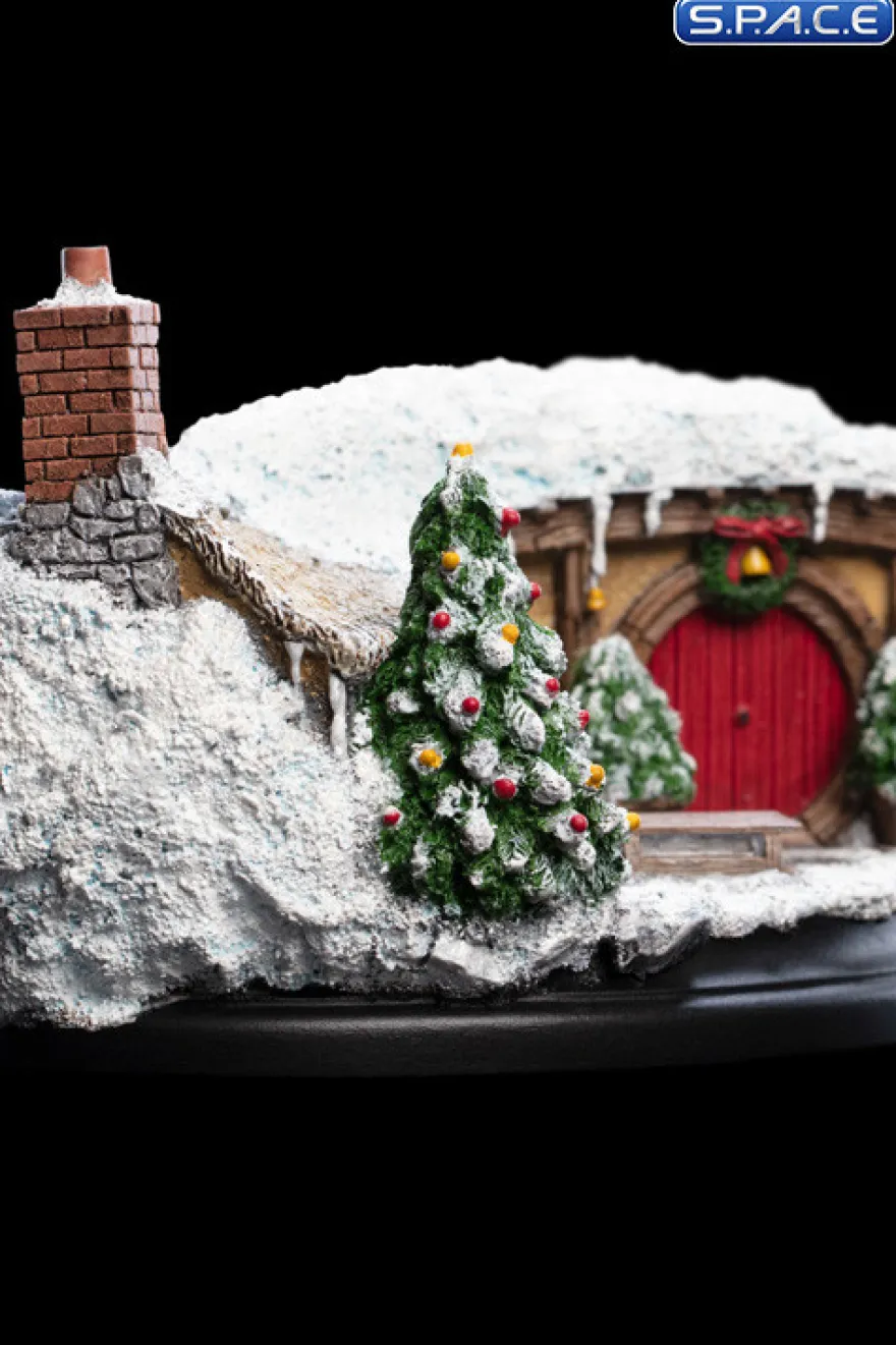 35 Bagshot Row Hobbit Hole