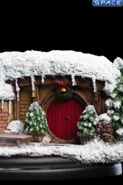 35 Bagshot Row Hobbit Hole