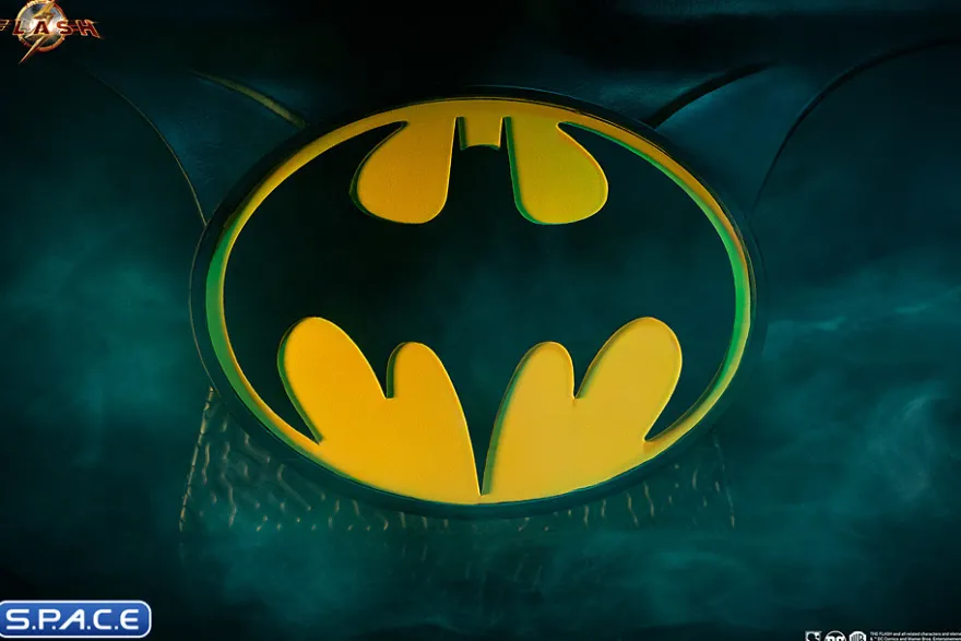 1:1 Batman Cowl Life-Size Replica