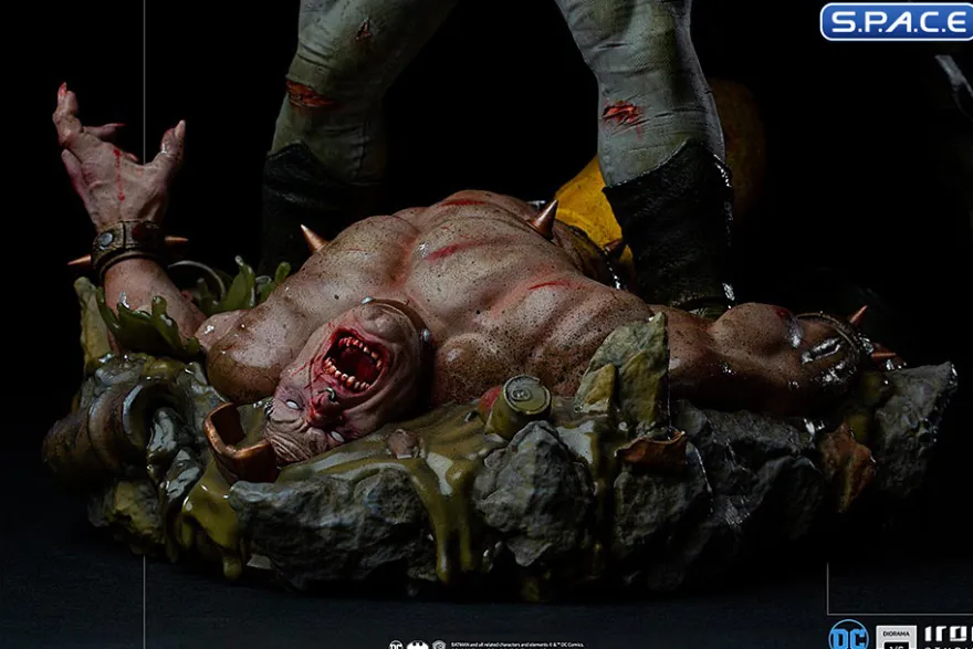 Batman Diorama by Ivan Reis