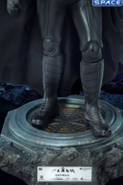 Batman Modern Suit Master Craft Statue