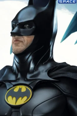 Batman Modern Suit Master Craft Statue