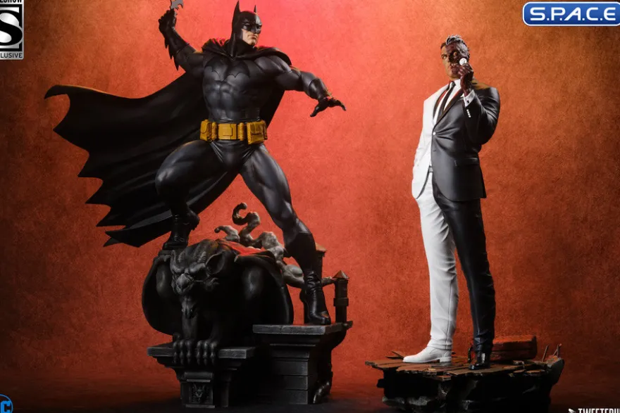 Batman Quarter Scale Maquette