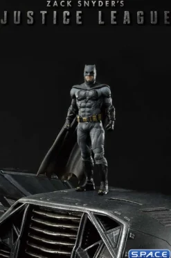 Bat-Tank Deluxe Museum Masterline Statue