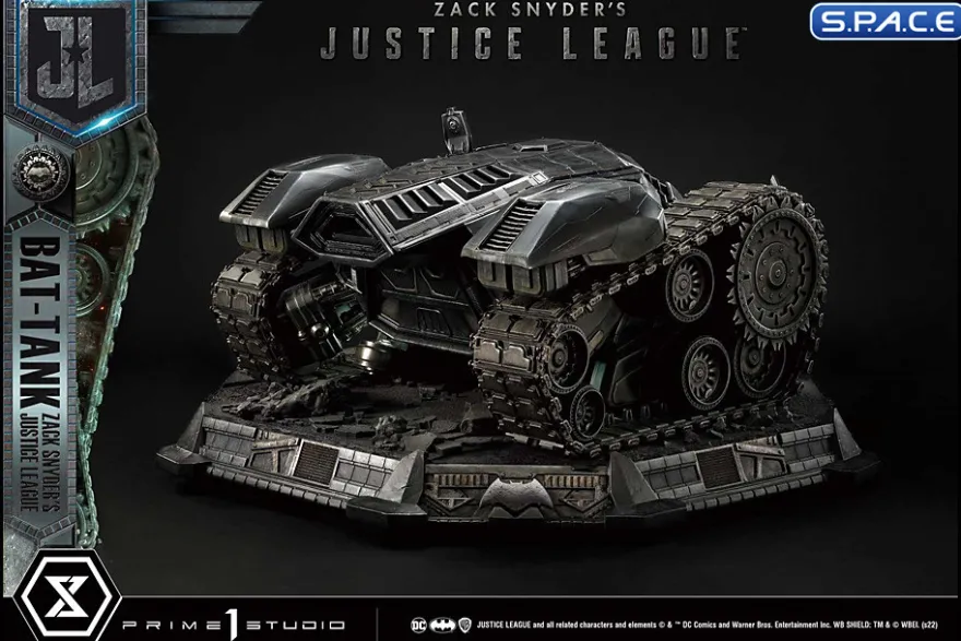 Bat-Tank Museum Masterline Statue