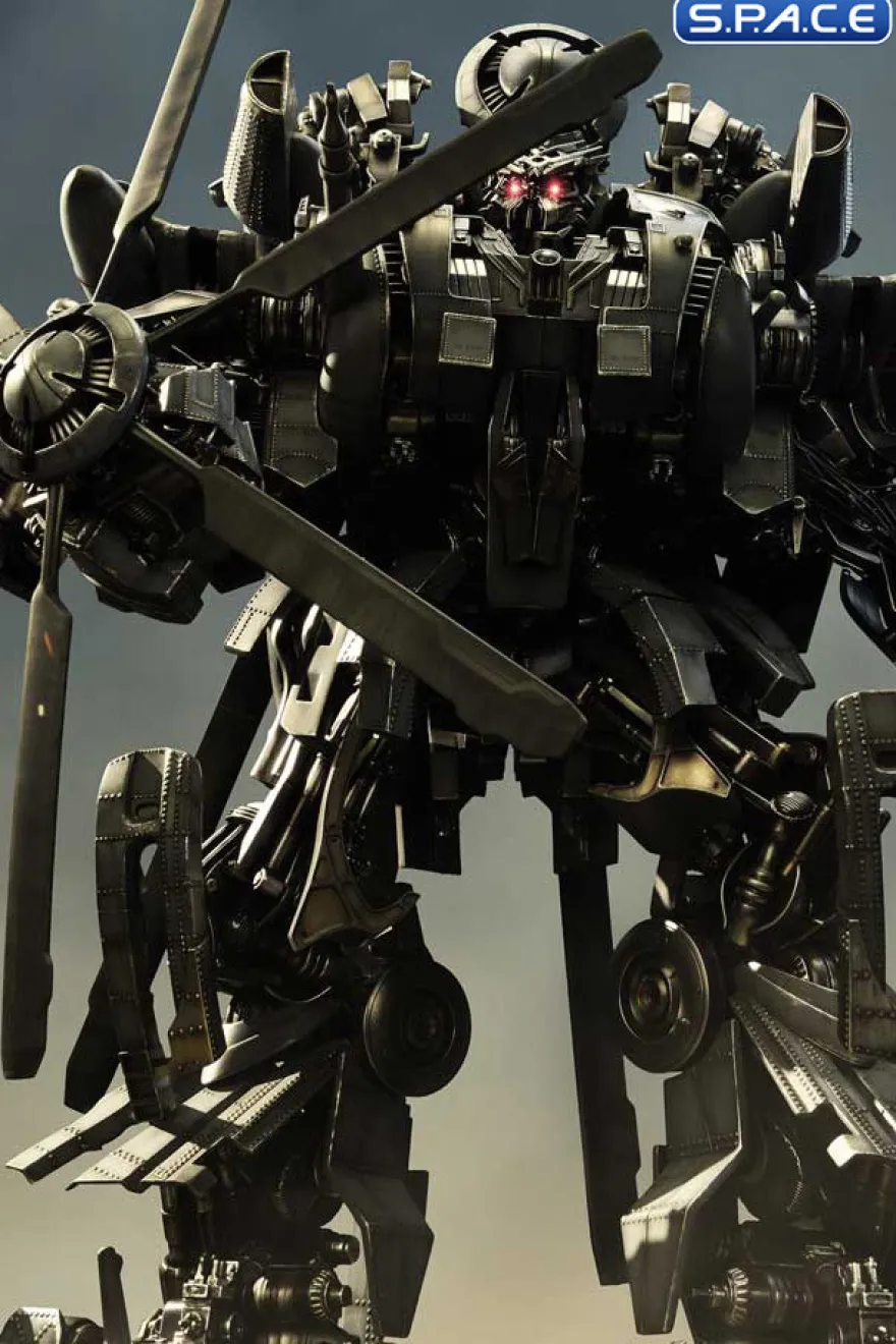 Blackout Museum Masterline Statue