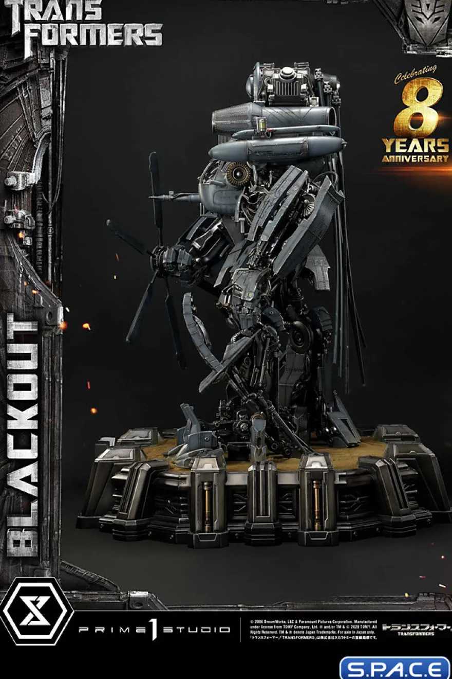 Blackout Museum Masterline Statue