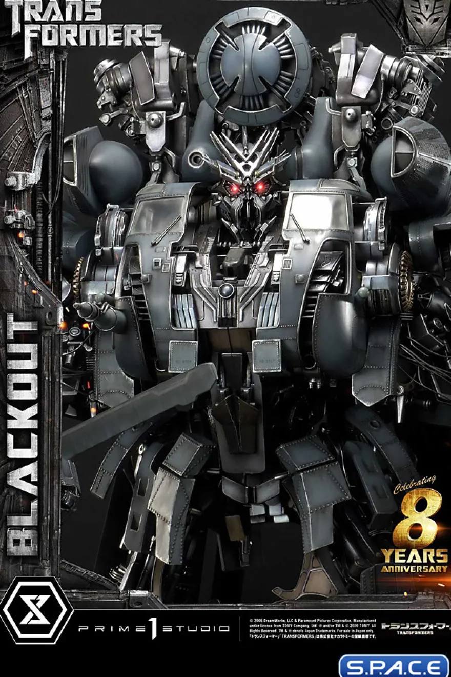 Blackout Museum Masterline Statue