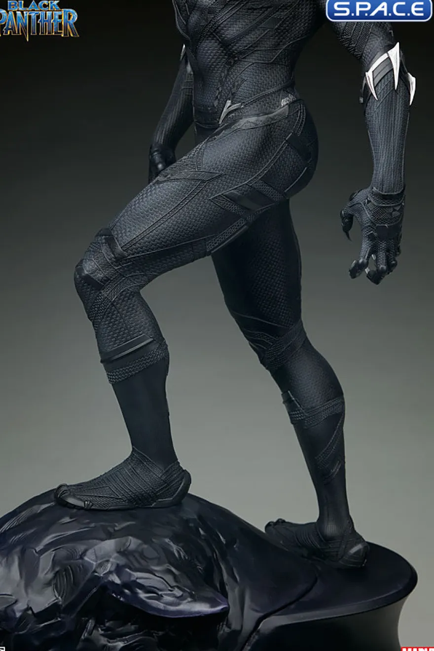 Black Panther Premium Format Figure