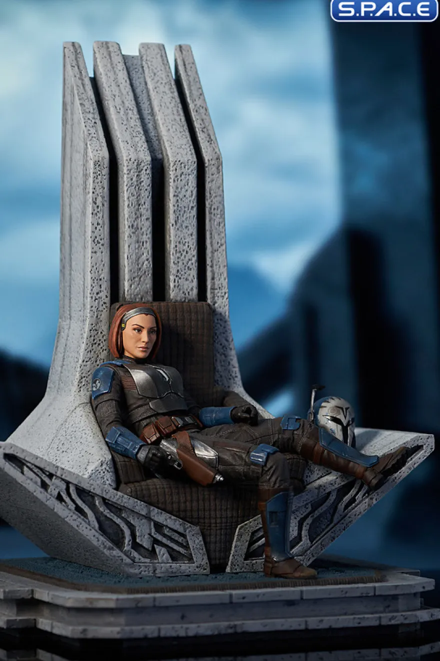 Bo-Katan Kryze on Throne Premier Collection Statue