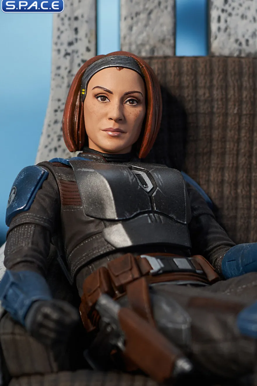 Bo-Katan Kryze on Throne Premier Collection Statue