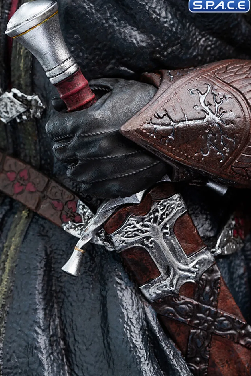 Boromir Statue