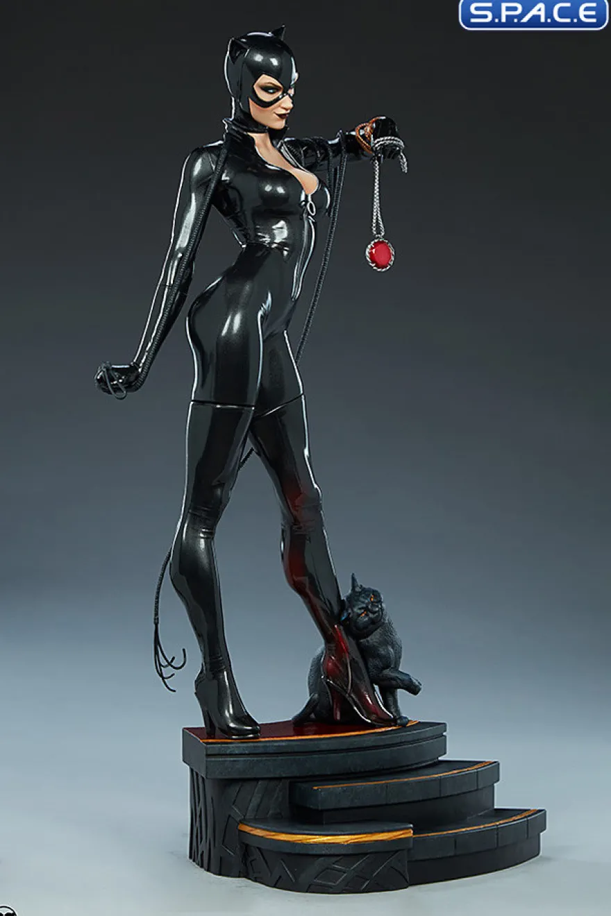 Catwoman Premium Format Figure