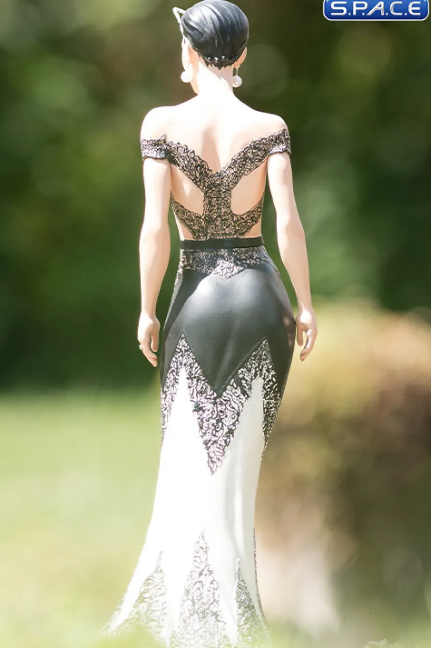 Catwoman Wedding Dress Statue