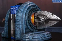 Chaoseater Bookends