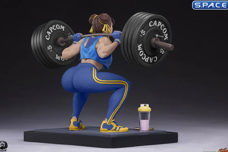 Chun-Li Powerlifting Statue - Alpha Version