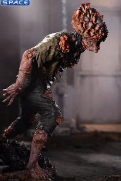 Clicker Statue