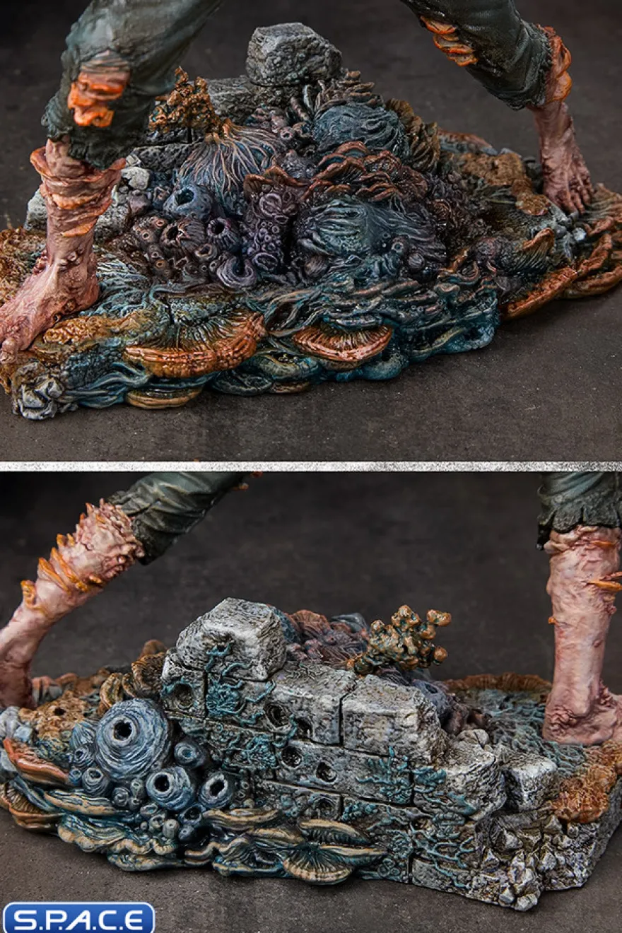 Clicker Statue