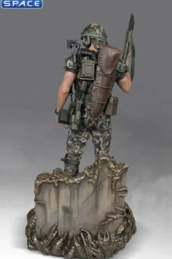 Corporal Dwayne Hicks Statue
