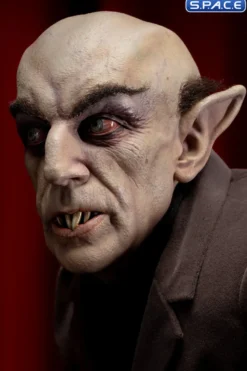 Count Orlok Plus Format Statue