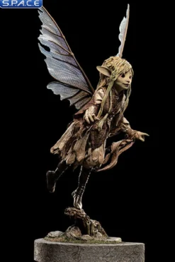 Deet the Gelfling Statue