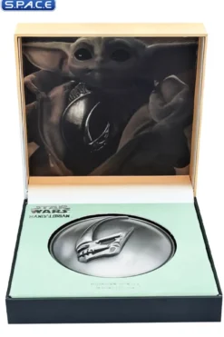 Din Grogu's Mudhorn Rondel Magnetic Pin