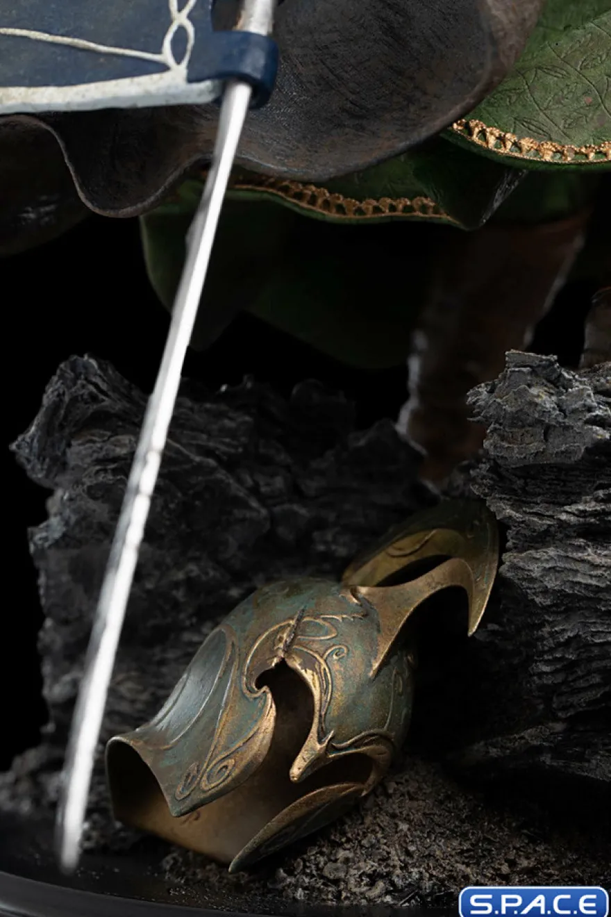 Elrond »Herald of Gil-galad« Statue