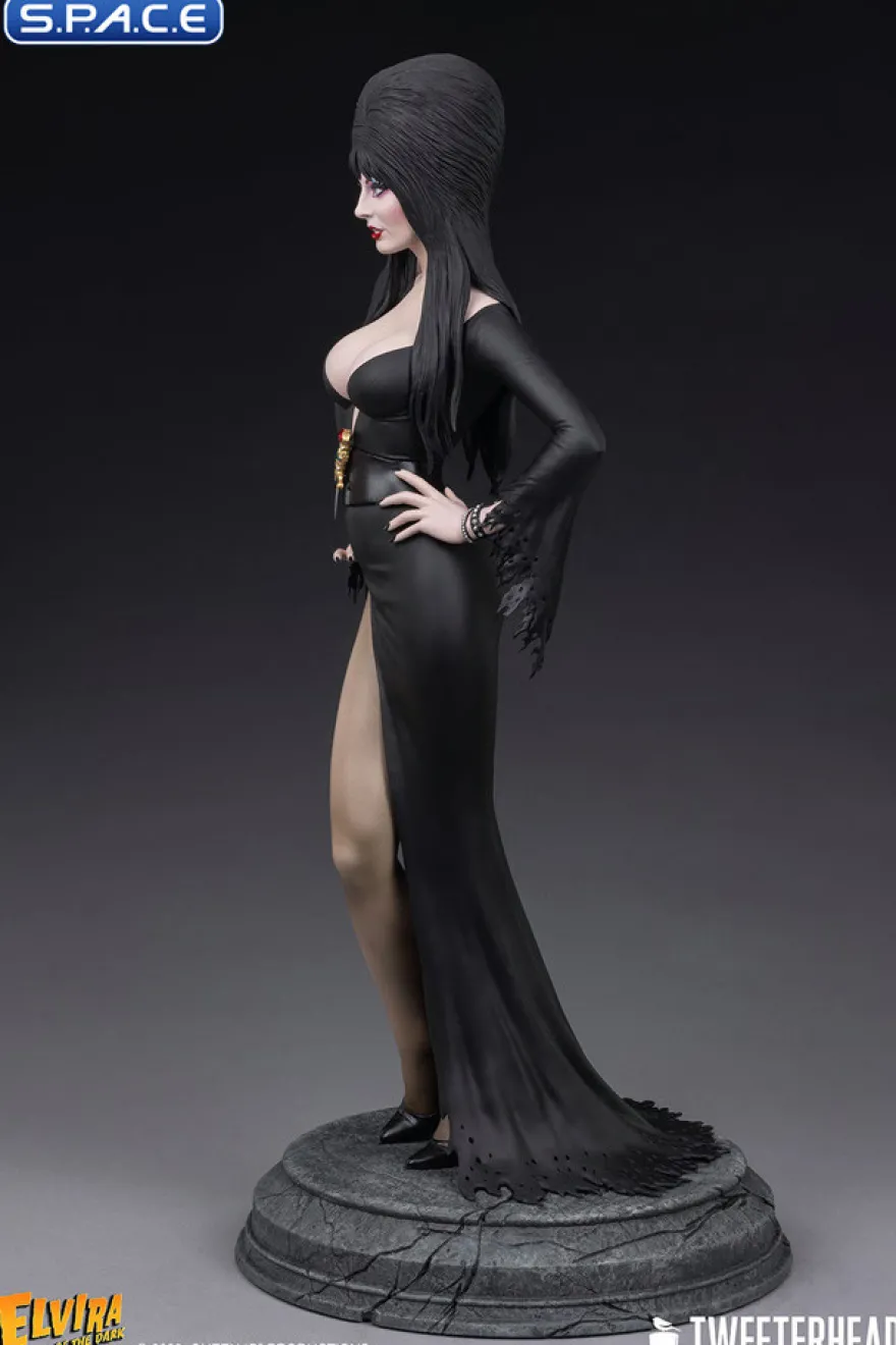 Elvira Maquette