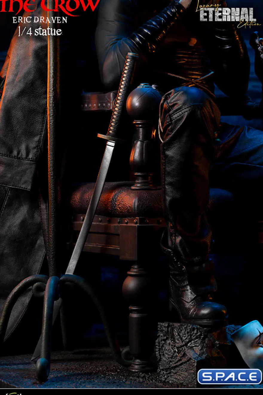 Eric Draven Plus Format Statue