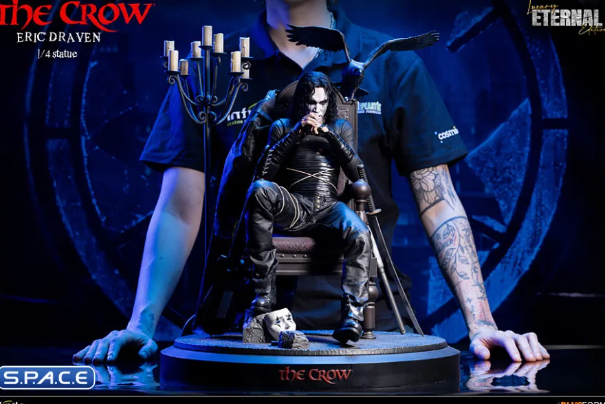 Eric Draven Plus Format Statue