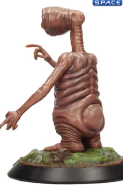 E.T. Statue