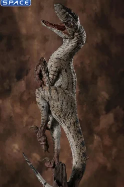 Female Velociraptor White Queen Maquette