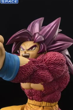 FiguartsZERO Super Saiyan 4 Son Goku PVC Statue