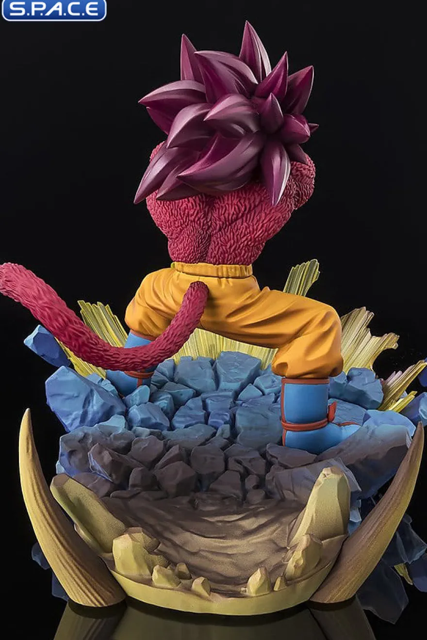 FiguartsZERO Super Saiyan 4 Son Goku PVC Statue