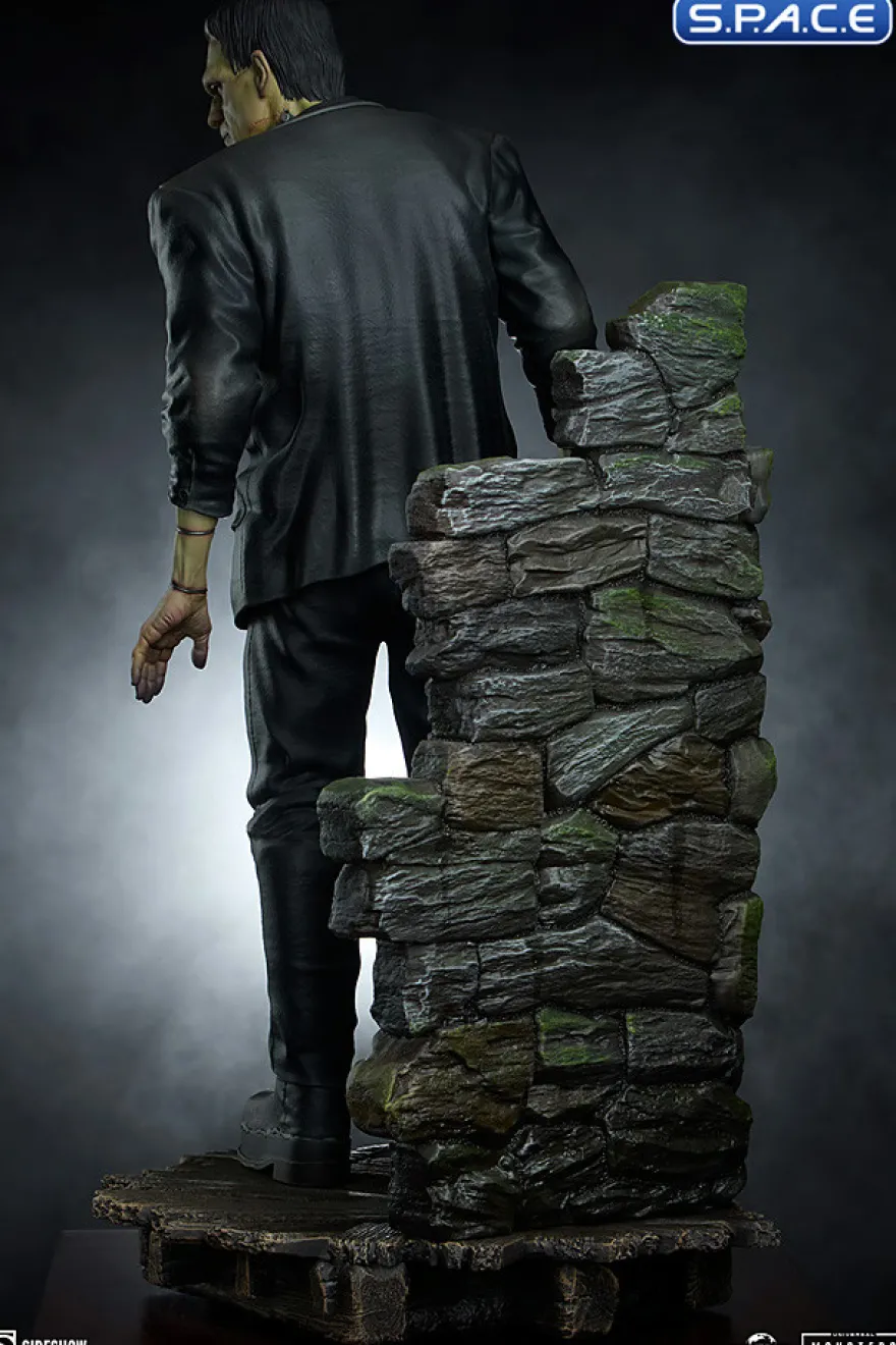 Frankenstein's Monster Premium Format Figure