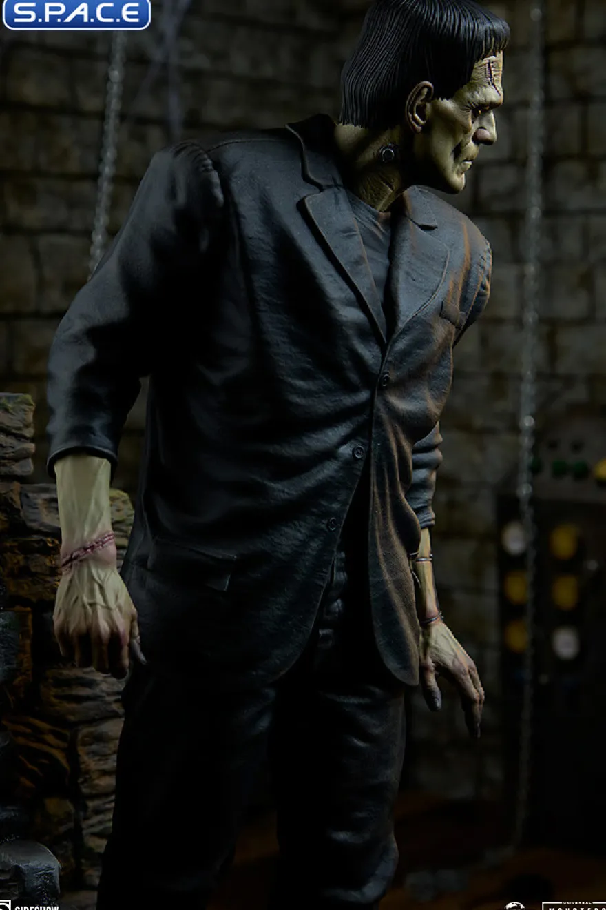 Frankenstein's Monster Premium Format Figure