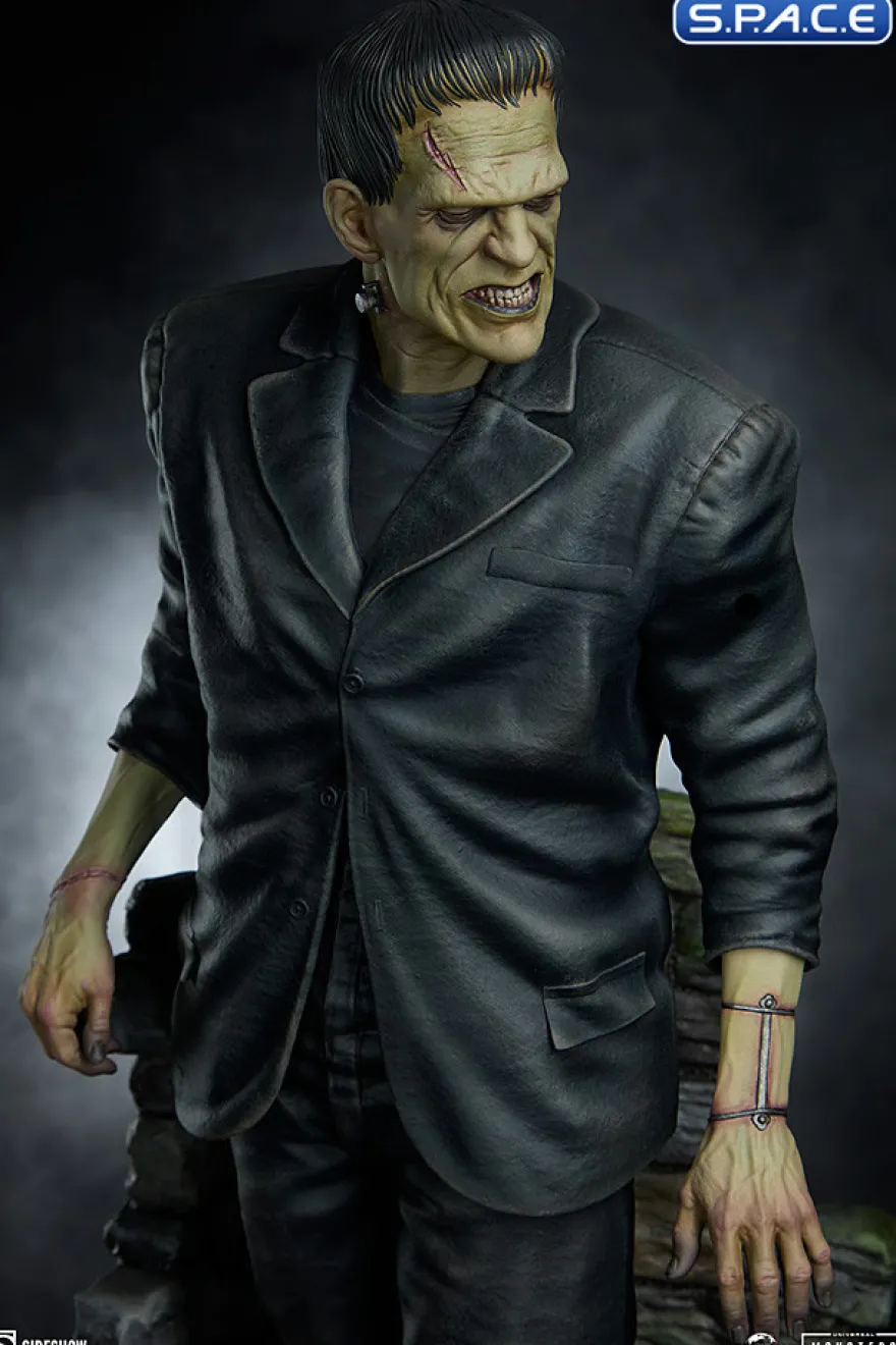 Frankenstein's Monster Premium Format Figure