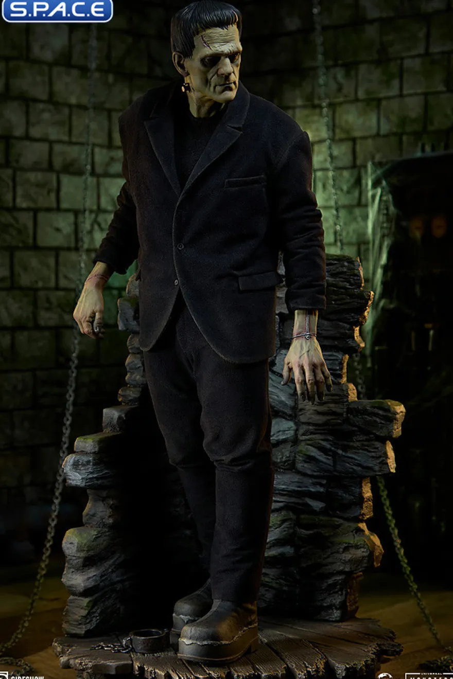 Frankenstein's Monster Premium Format Figure - Mixed Media Version