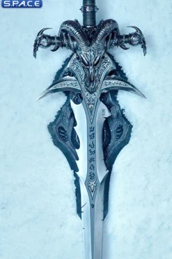 1:1 Frostmourne Sword Life-Size Replica