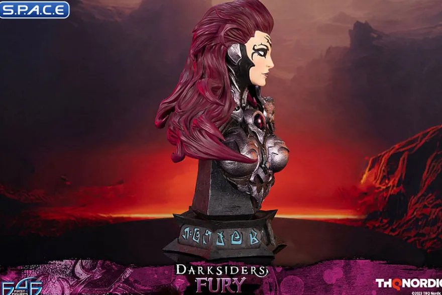 Fury Grand Scale Bust